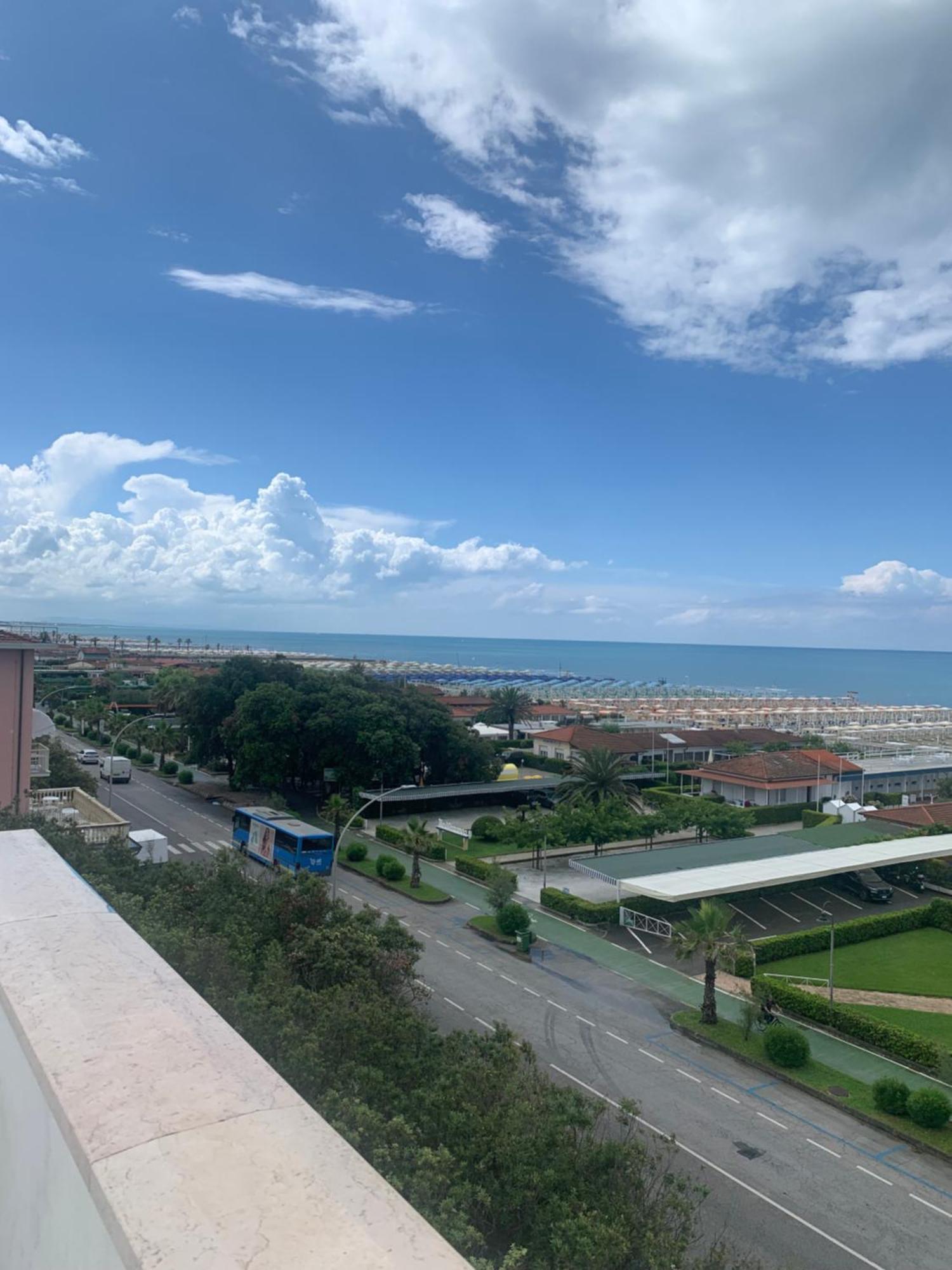 Saporedimare - Full Comfort Quiet With Seaview Rooftop Pool * Marina di Pietrasanta